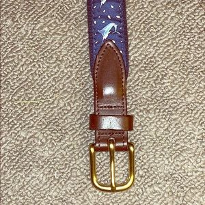 Blue vineyard vines belt.